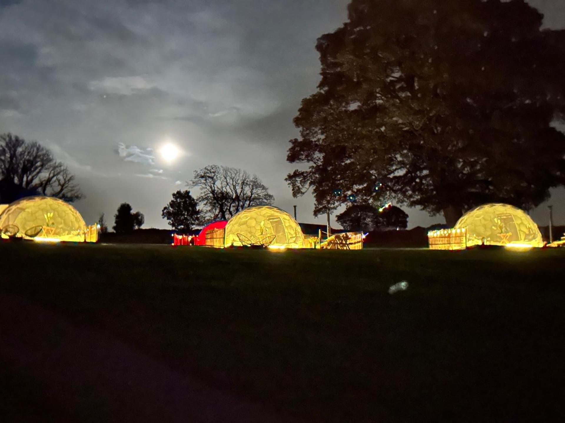 Hotel Deerstone Glamping-Boulsworth Hill Dome Hot Tub Earby Esterno foto
